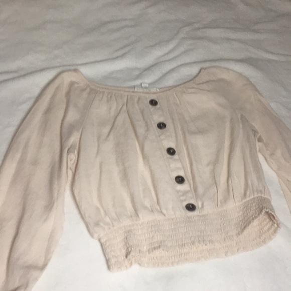 Romper,shirts,biker shorts and more - Picture 3 of 3